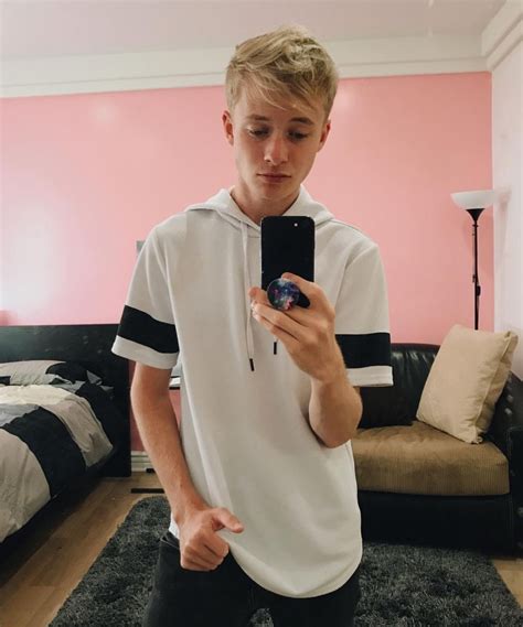 Golbach is well known for his YouNow live stream uploads and for performing with Colby; a comedic team. . Sam golbach instagram